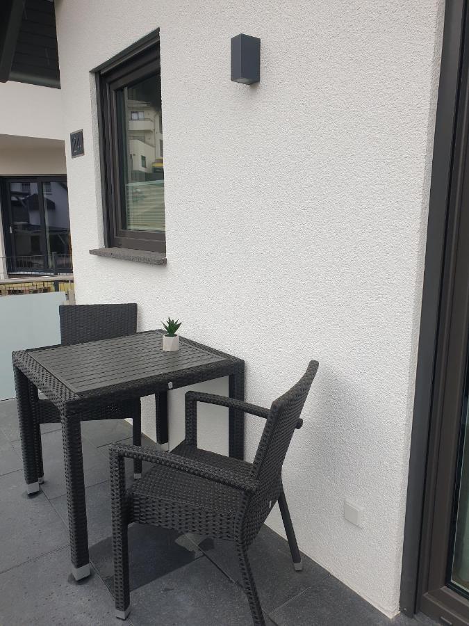 Ferienwohnungen Am Aeppelsberg Volkesfeld Luaran gambar